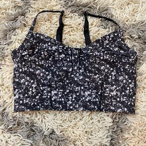 Lululemon bra. never worn
